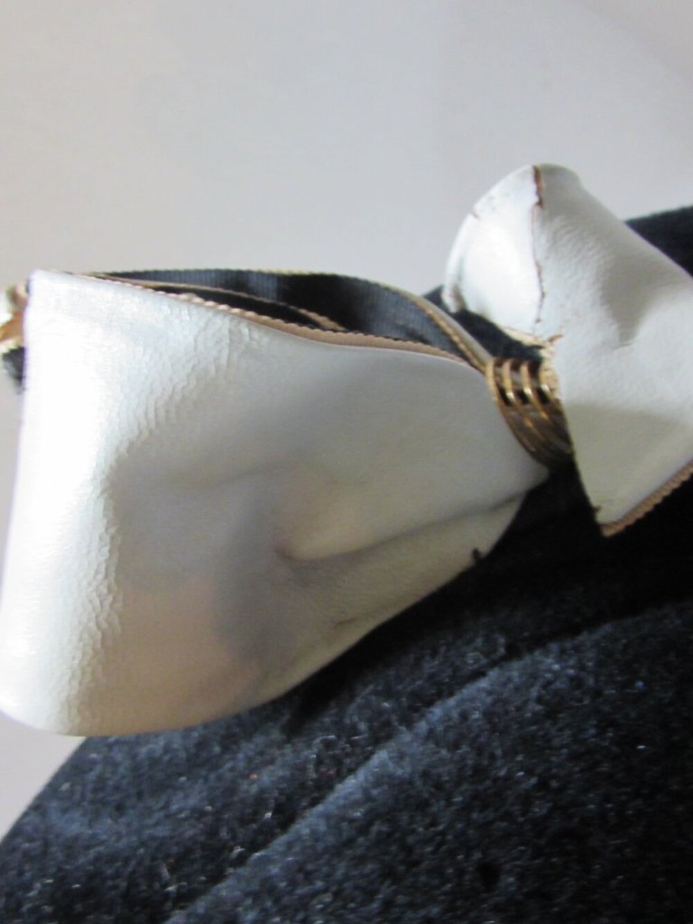 Vintage Black Velvet Hat - Picture 4 of 5